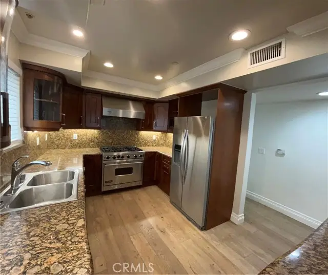 1246 Armacost  #101, Los Angeles, CA 90025 - Image #3