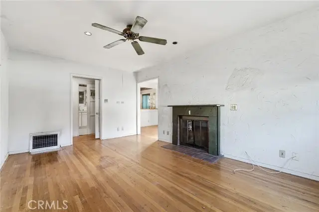 8226 Fenwick Street, Sunland, CA 91040 - Image #2