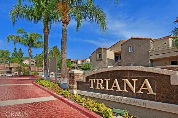 1965 Las Colinas Circle  #205, Corona, CA 92879