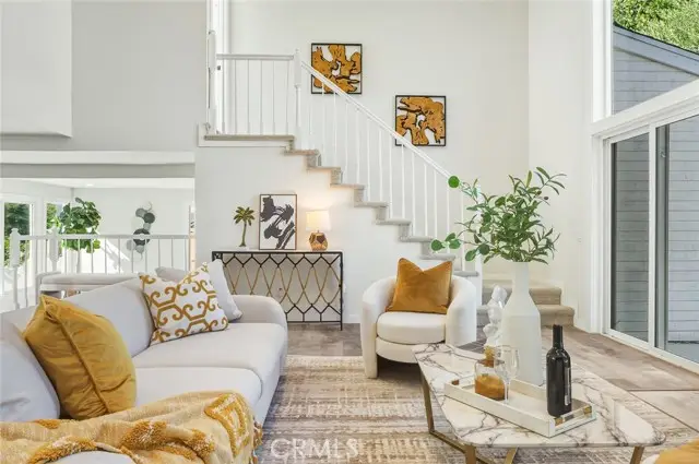 2423 Rockdell, La Crescenta, CA 91214 - Image #3