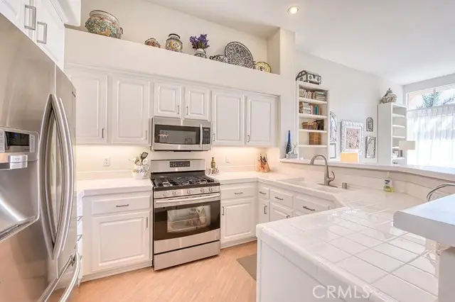 1204 Solvay Aisle, Irvine, CA 92606 - #3