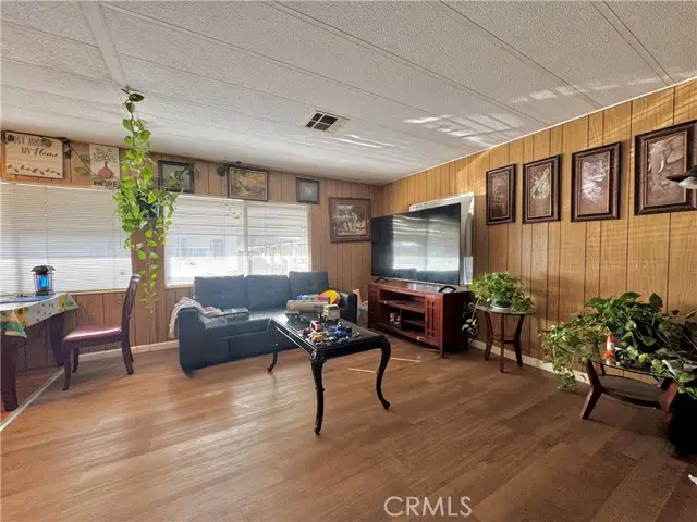 1895 Devonshire Avenue  #34, Hemet, CA 92545 - Image #3