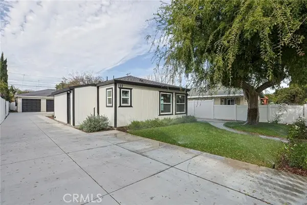 122 Bewley Street, Santa Ana, CA 92703