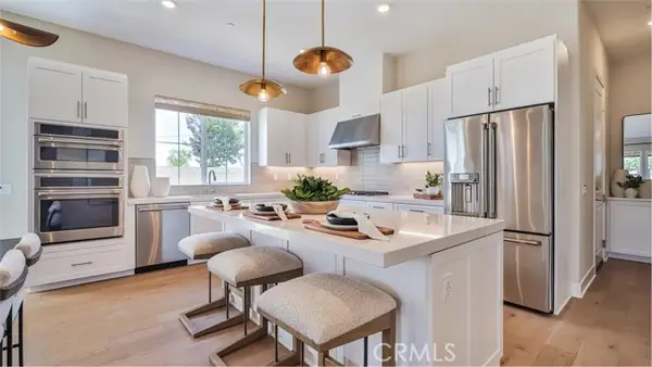 27419 Shining Willow Lane, Valencia, CA 91381