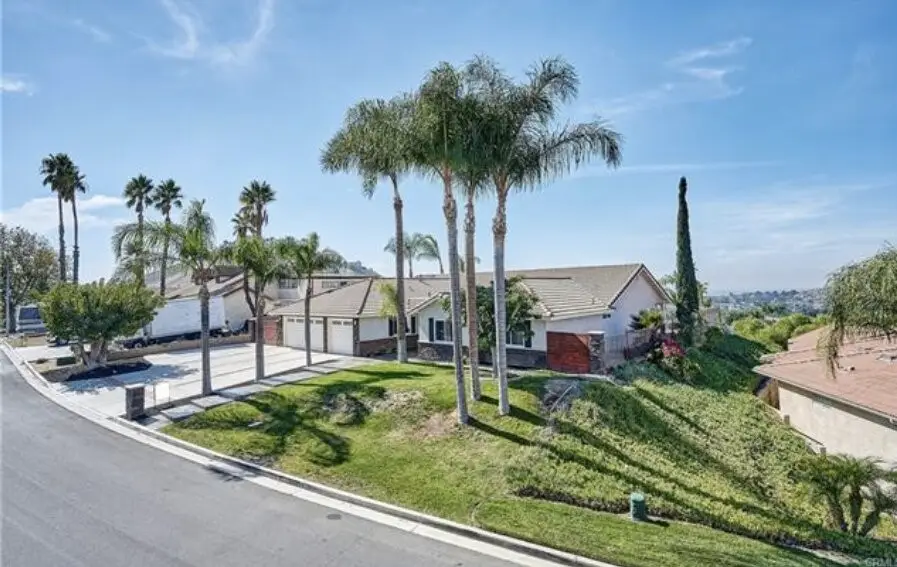 5431 Skyloft Dr., Riverside, CA 92509 - #3