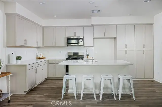 420 Coyote, Lake Forest, CA 92610 - Image #3