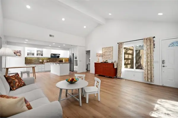 25948 Robin Circle  #20, Mission Viejo, CA 92691