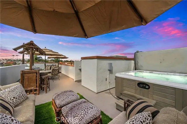 215 Glendora, Long Beach, CA 90803 - #2