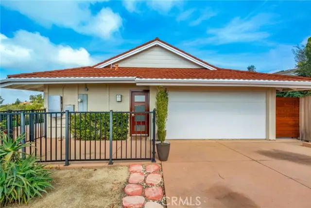 3083 Cresta, Laguna Beach, CA 92651 - #3