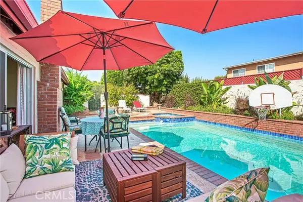 5101 Chateau, Irvine, CA 92604