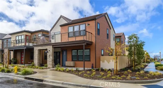 100 Draw, Irvine, CA 92618 - #3