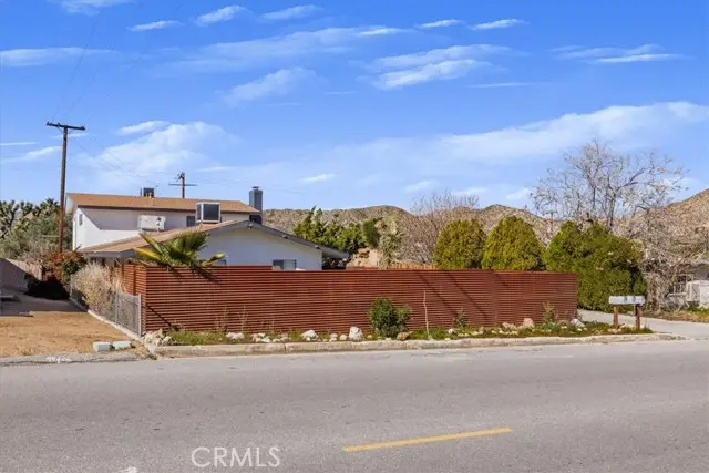 7428 Acoma Trail, Yucca Valley, CA 92284 - #3
