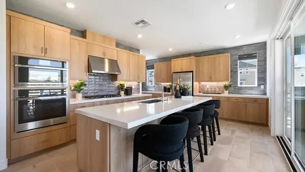 27468 Pistachio Way, Valencia, CA 91381