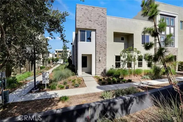 176 Novel, Irvine, CA 92618