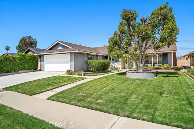 9111 Blackbird Avenue, Fountain Valley, CA 92708 - #2