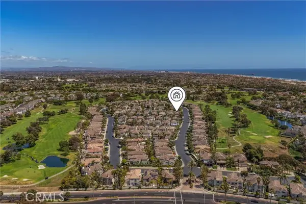 19076 Stonehurst, Huntington Beach, CA 92648