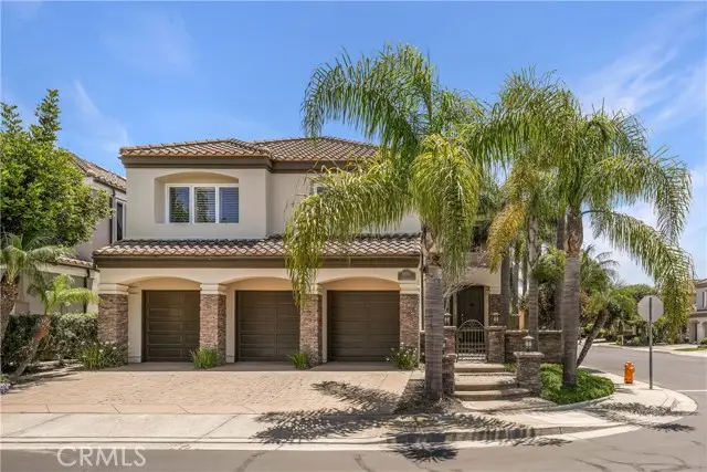 19076 Stonehurst, Huntington Beach, CA 92648 - #3