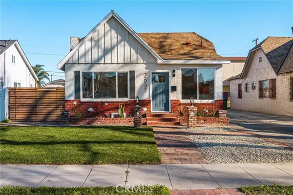 2037 64th, Los Angeles, CA 90047