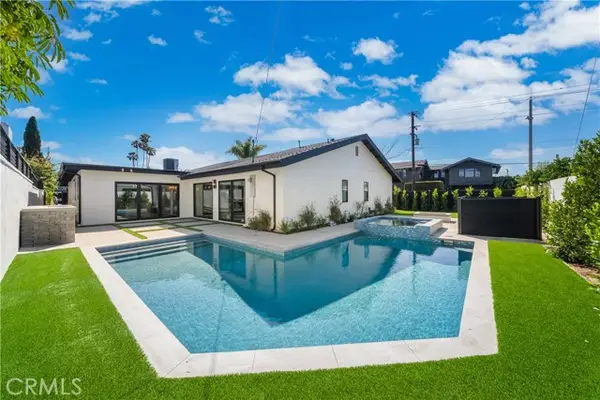 2436 Holiday, Newport Beach, CA 92660