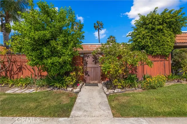 23391 Via San Gabriel, Aliso Viejo, CA 92656 - #3