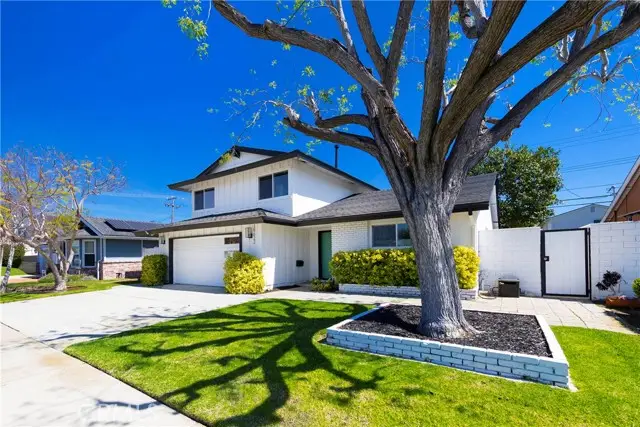 19622 Canberra Ln, Huntington Beach, CA 92646 - #3