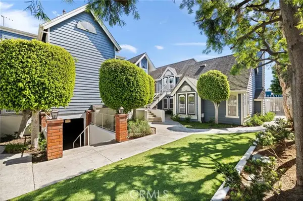 810 Baker  #210, Costa Mesa, CA 92626