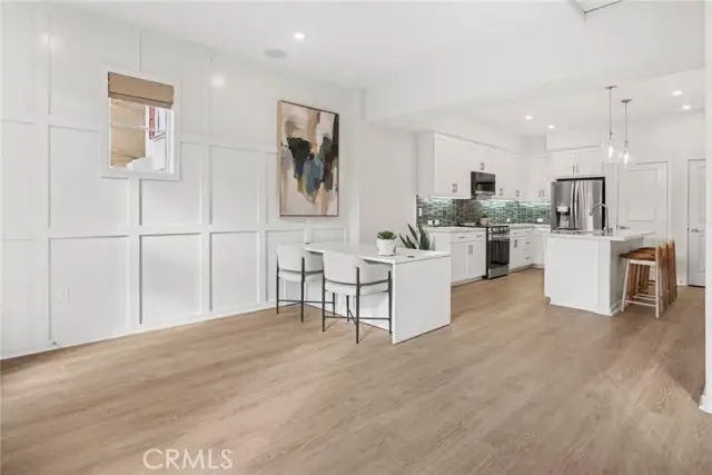 725 E. Route 66, Glendora, CA 91740 - #3