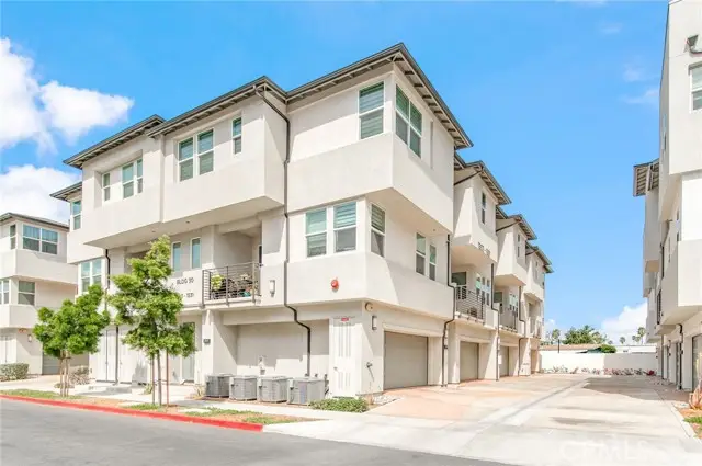 1515 W Bushell St, Anaheim, CA 92805 - #1