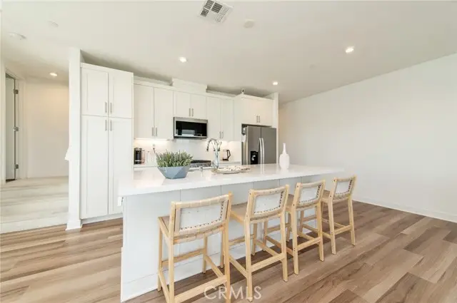 1515 W Bushell St, Anaheim, CA 92805 - #3