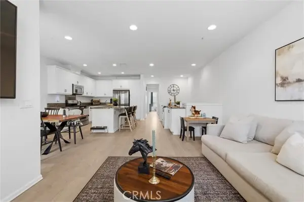 406 El Paseo, Lake Forest, CA 92610