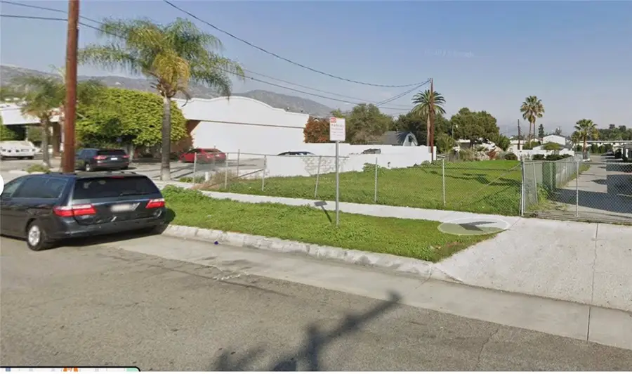 628 Pasadena, Azusa, CA 91702 - #3
