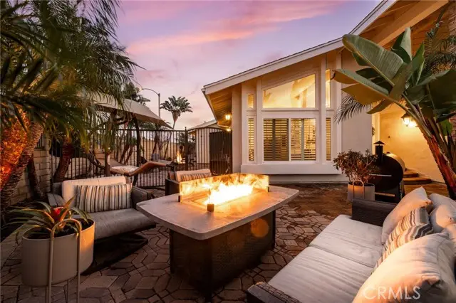 8482 Deepview Drive, Huntington Beach, CA 92646 - #3