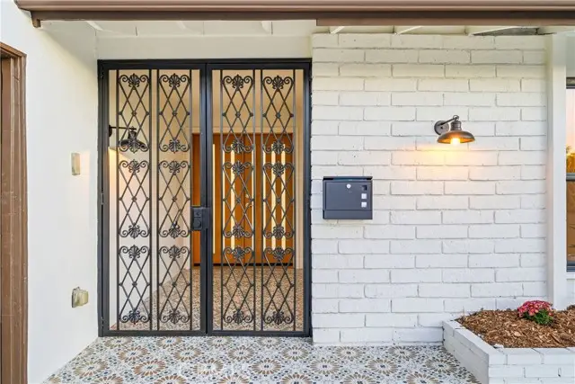 25216 Miles, Lake Forest, CA 92630 - #2