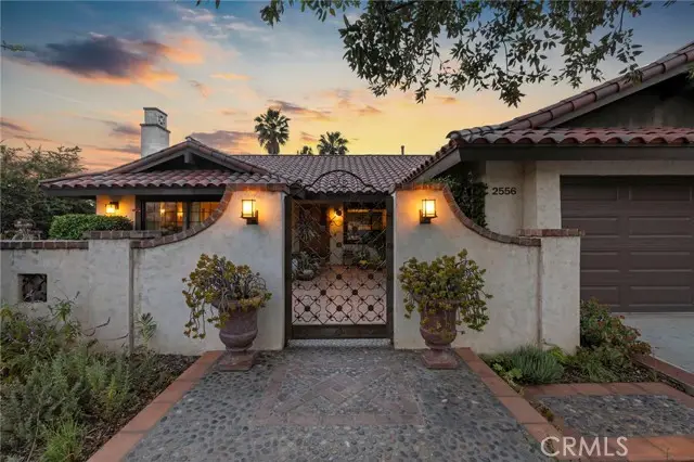 2556 Ridgecrest, Orange, CA 92867 - #2