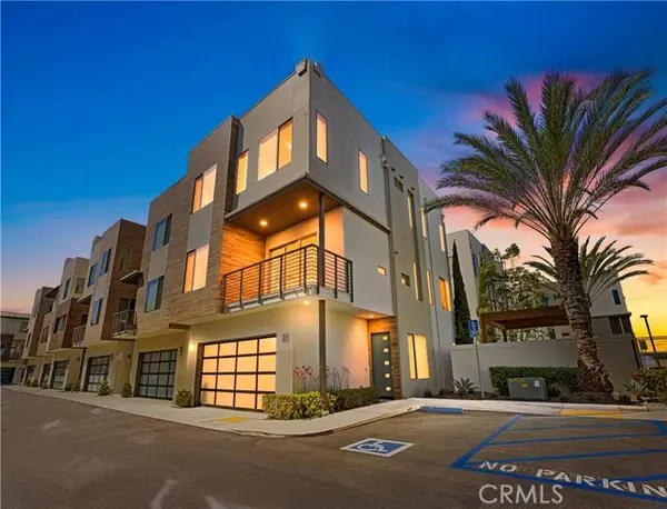 39 Ebb Tide Cir, Newport Beach, CA 92663