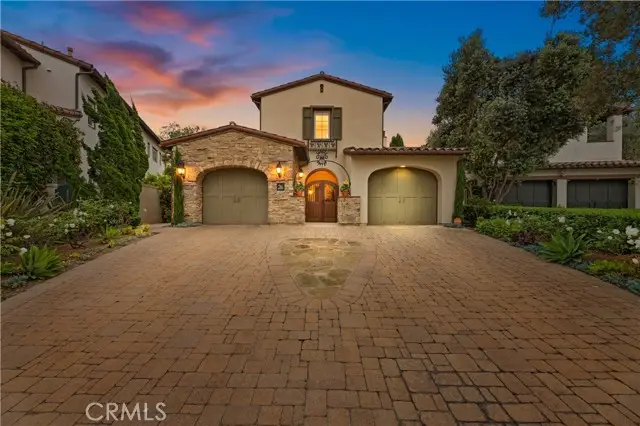 26 VIEW TERRACE, Irvine, CA 92603 - #1