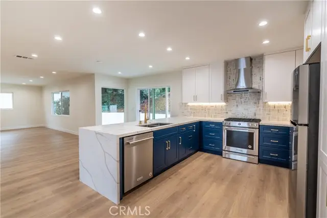 3362 Bellota, Los Angeles, CA 90027 - #1