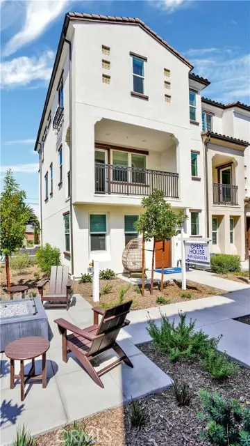 2217 Orange  #17, Anaheim, CA 92804