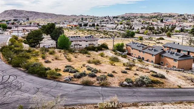 15750 Olalee Road, Apple Valley, CA 92307 - #2