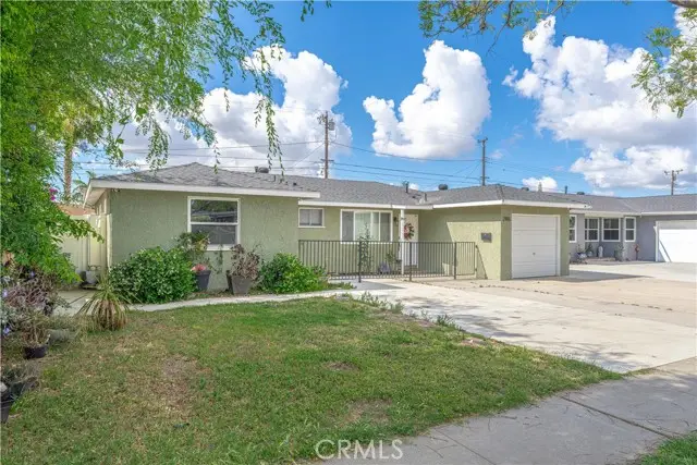 2106 Olive, Fullerton, CA 92833 - #2