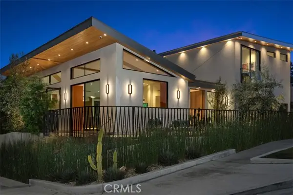2398 Redlands Drive, Newport Beach, CA 92660