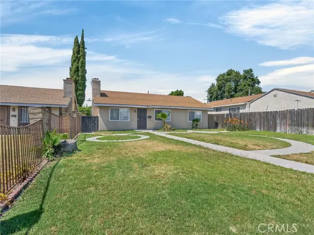 8217 Laurel Canyon Boulevard, North Hollywood, CA 91605 - #1