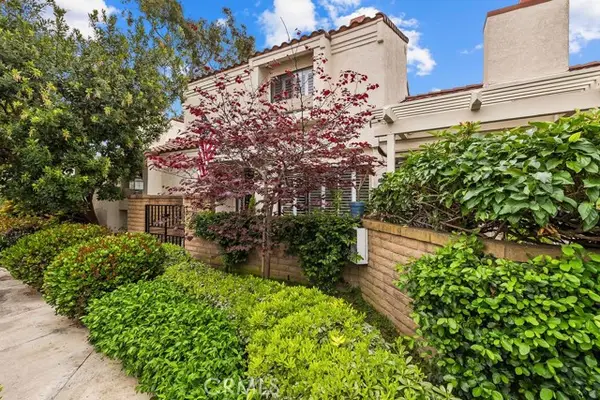 38 Navarre, Irvine, CA 92612