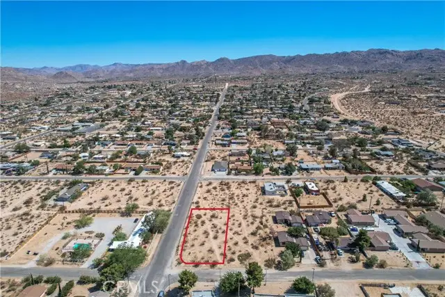 6650 Hillview Road, Joshua Tree, CA 92252 - #2