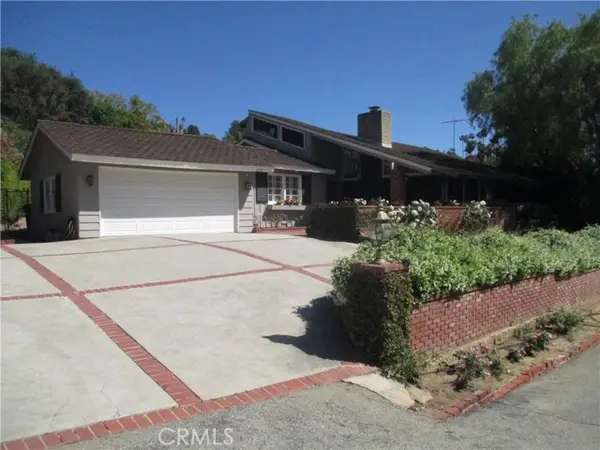 1532 Foothill Boulevard, Santa Ana, CA 92705