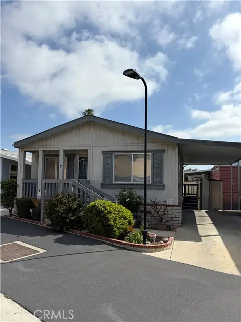 5200 Heil Avenue  #7, Huntington Beach, CA 92649