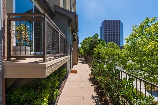 87 Waldorf, Irvine, CA 92612 - #3