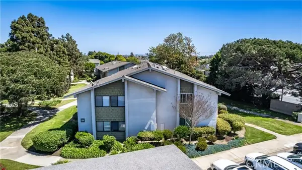 8566 Van Ness Court, Huntington Beach, CA 92646