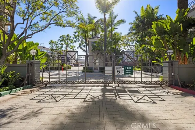 2253 Martin 106#, Irvine, CA 92612 - #2