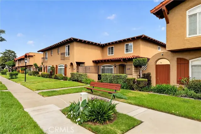 10072 Meadowlark, Fountain Valley, CA 92708 - #2